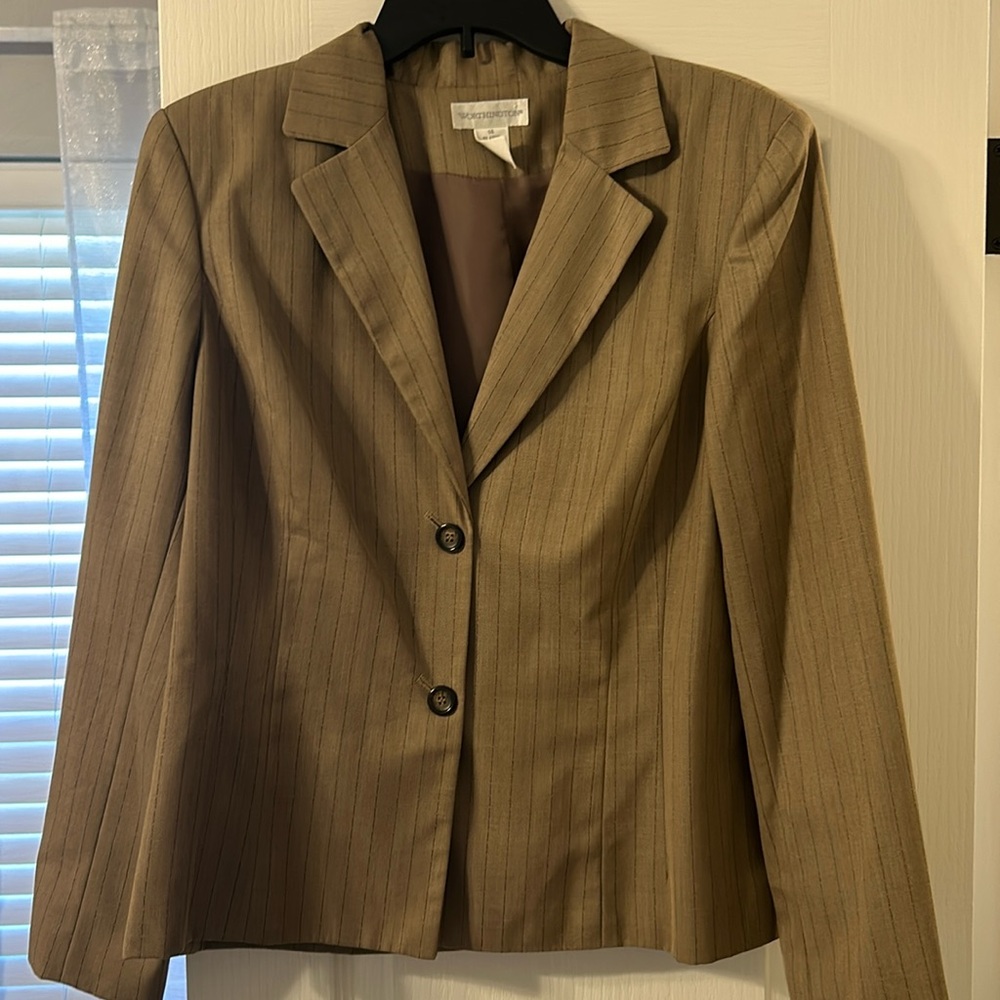 Brown pinstripe Worthington size 14 jacket blazer